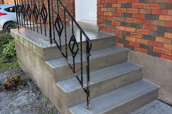Porch Steps & Landing — concrete work by Cascade Concrete Works